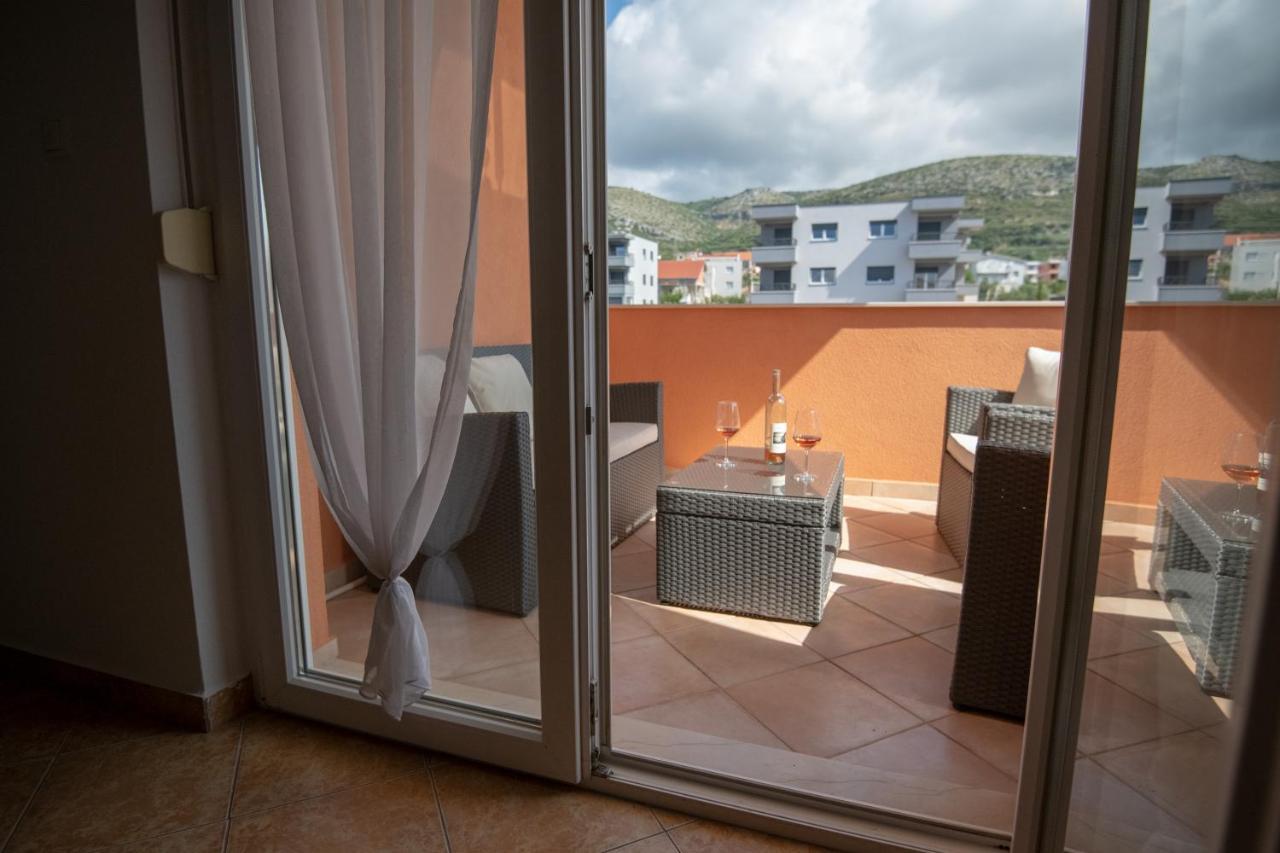 Apartments Mamut Trogir Zewnętrze zdjęcie